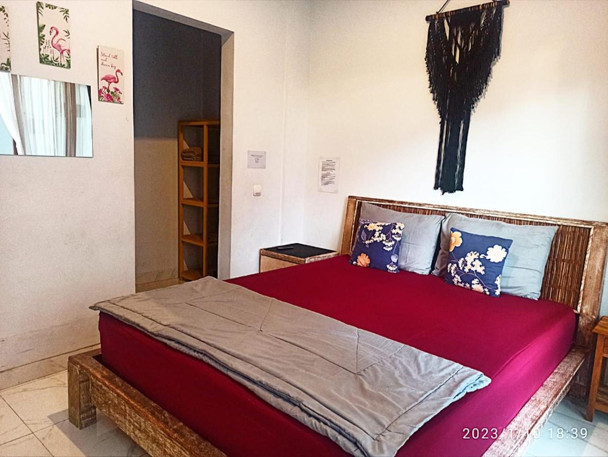 Loka Anyar Guest House Kerobokan  Exterior photo