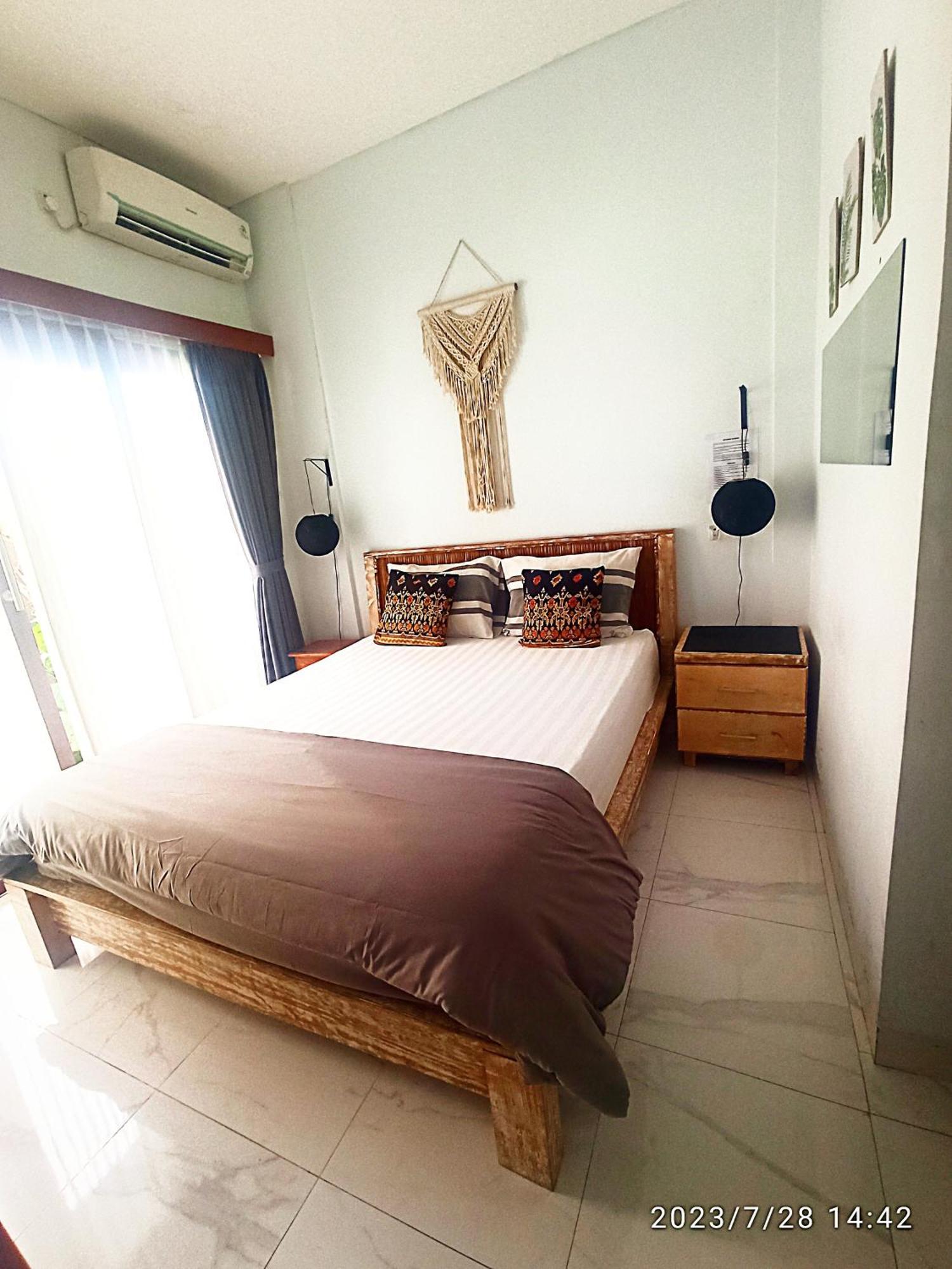 Loka Anyar Guest House Kerobokan  Exterior photo